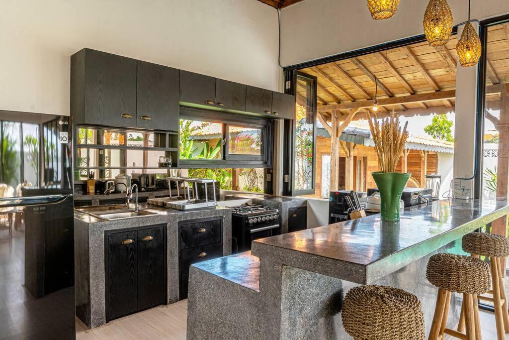 Berawa Canggu Stylish Joglo 3 Bedrooms Private Villa With Private Pool المظهر الخارجي الصورة
