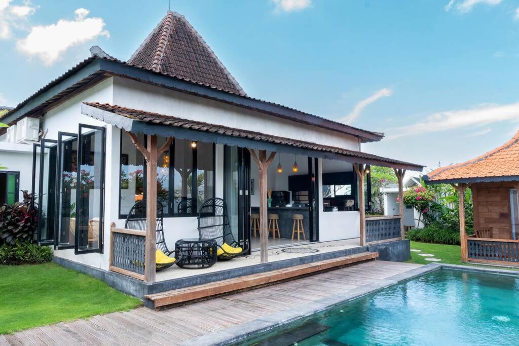 Berawa Canggu Stylish Joglo 3 Bedrooms Private Villa With Private Pool المظهر الخارجي الصورة
